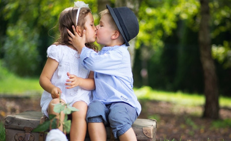 Цілуйтеся на здоров’я! 6 липня - День поцілунку