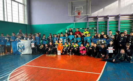 У Мені відбувся «Сіверський кубок — 2026»: юні футболісти змагалися попри негоду