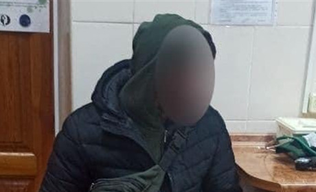Патрульні зупинили водія через порушення ним правил. Виявилося, що він сів за кермо під наркотиками