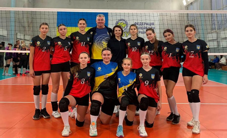 Старокостянтинівські волейболістки пробилися до фіналу Дитячої ліги України