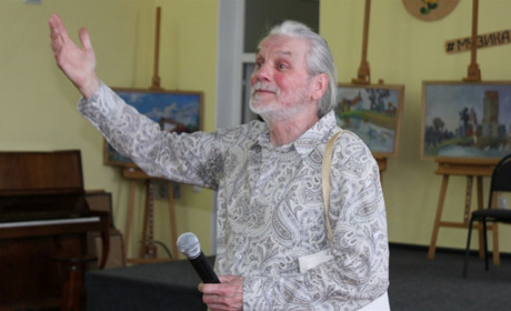 У Старокостянтинові відкрили виставку Віктора Олійника "Береги"