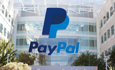 Українцям можна буде використовувати PayPal без комісії щонайменше до 30 вересня 2022