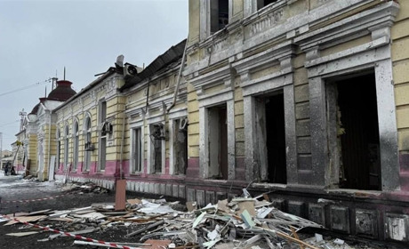 Ворожа атака БпЛА по П’ятихатках: пошкоджено вокзал, інфраструктуру та житлові будинки