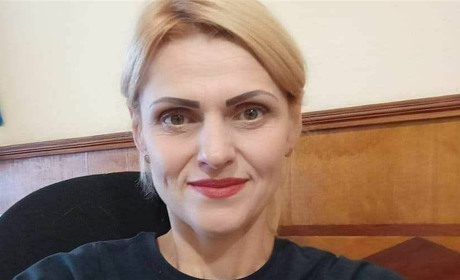Важке поранення від міни-пелюстка у Херсоні отримала староста округу Олена Семеніхіна