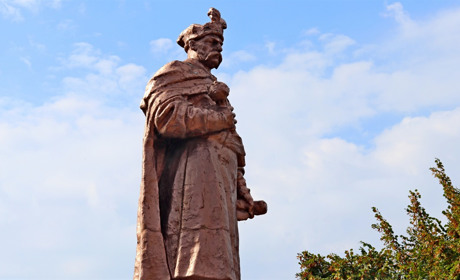 Богдан Хмельницький: від військового писаря до творця Української козацької держави