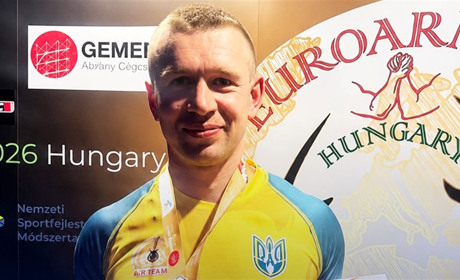 Працівник Хмельницької АЕС Олег Жох став чемпіоном Європи з армрестлінгу