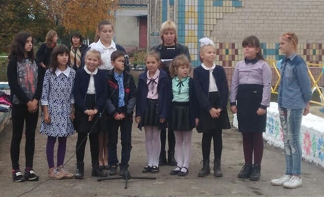 У селі Лозове відкрили дитяче містечко "Веселка мрій"