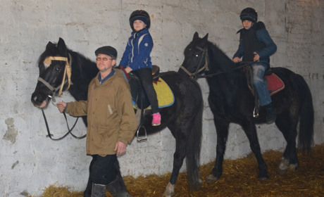 Кінно-спортивний клуб «Юнацька слобода» зі Сватового просить допомоги у земляків. Чому це важливо