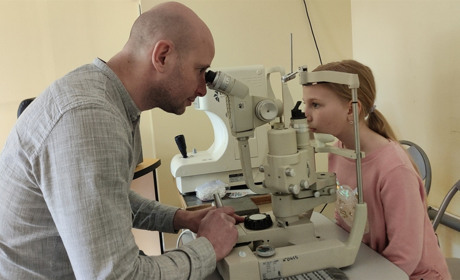 Кабінет "Точка Зору": як позбутися катаракти за 20 хвилин і чи можна вилікувати короткозорість