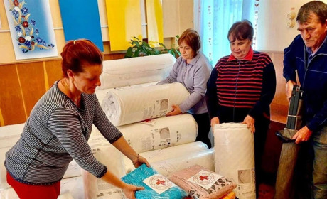 Товариство Червоного Хреста передало двом громадам Черкаського району набори для переселенців