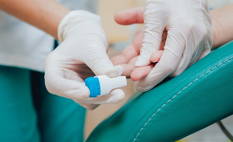 Біляївська первинка відмовилася від послуг лабораторії. Як робитимуть аналізи?