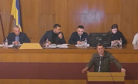 Депутатам пообіцяли повістки, а жінок заспокоїли: про військовий облік та тероборону Первомайська