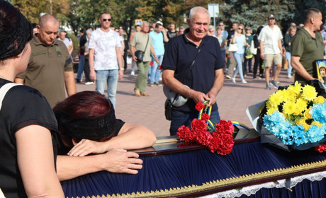 В Южноукраїнську попрощалися з 36-річним загиблим воїном Сергієм Федоровим