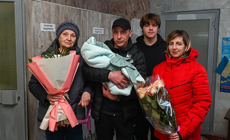 Новорічний подарунок: першою в 2026 році в пологовому в Кагарлику з’явилася на світ маленька Єва