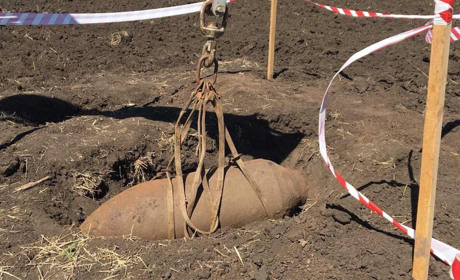 В Гребенях місцевий житель відкопав бомби