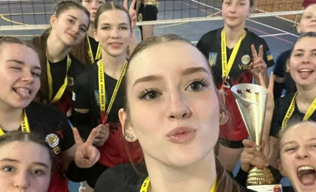 Золото чемпіонату області — у волейболісток зі Старокостянтинова