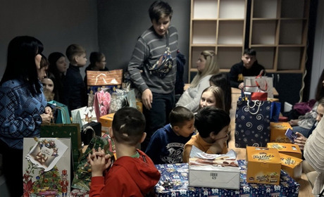 Новокаховська МВА та ГО «Fort Volunteer» провели майстер-клас з подарунками для учнів Нової Каховки