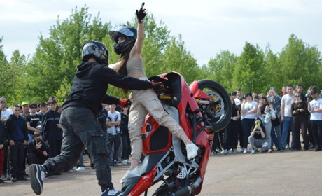 У Переяславі відбулося грандіозне відкриття мотосезону Pereyaslav Stunt Club ФОТО