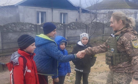 Триває благодійна акція “Подаруй посмішку дитині” під патронатом Генштабу ЗСУ: як долучитися