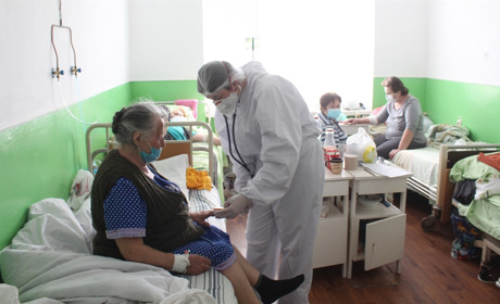 Коронавірус відступає. Кабмін пом’якшив карантинні обмеження. Що дозволено