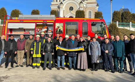 "Пожежна" за 3 мільйони гривень: Східницька громада отримала нове спецавто