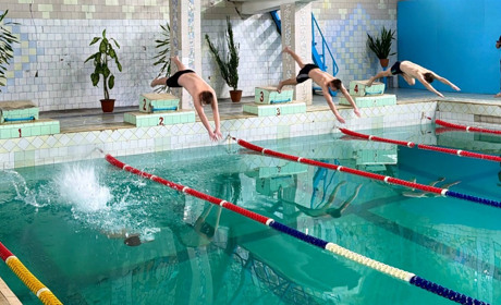 У Звягелі відбулася Студентська ліга з плавання: хто переміг