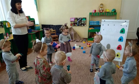 Правила успішної адаптації: конотопська вихователька розповіла, як підготувати дитину до садочка