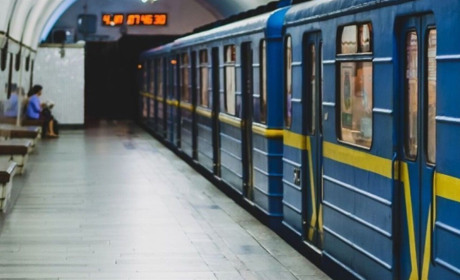 У Києві перейменували три станції метро та низку вулиць