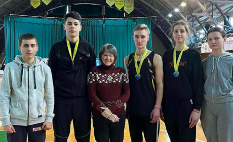 Легкоатлети МСК “Кіцмань” повернулись зі змагань з нагородами