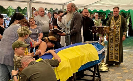 Нікополь простився із чотирма захисниками України в перші дні липня