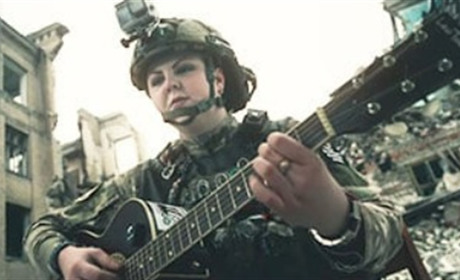 Українські військові переспівали різдвяні світові хіти у бліндажі