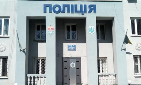 Пограбував дівчину на спір 