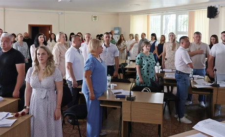 Без світла, але продуктивно. Що вирішили депутати на 48 сесії Южноукраїнської міської ради?
