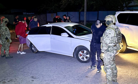 У Первомайську викрили злочинну групу, яка налагодила наркобізнес по всій території країни