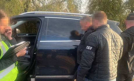 На Житомирщині судитимуть депутата, який вимагав 20 тисяч доларів за "закриття" кримінальної справи