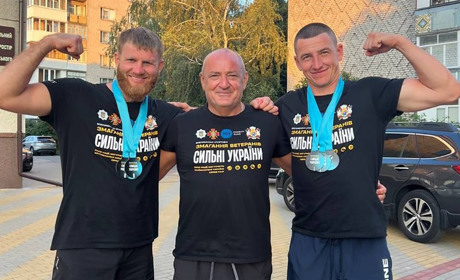 Микола Заріцький та ще двоє представників Сумщини здобули медалі на змаганнях з адаптивного спорту