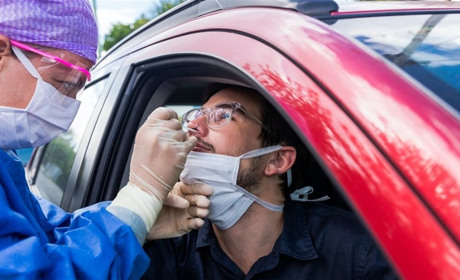 Якими бувають та наскільки точними є тести на коронавірус