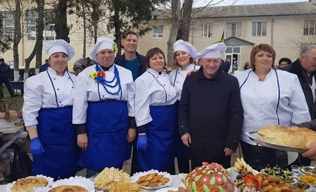 Хто отримав 2000 гривень на біляївській Масляній за найкреативнішу палатку