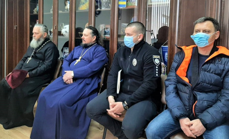 Як у храмах Біляївської громади проходитимуть служби та освячення на Великдень: обговорили на нараді