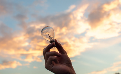 Продовжуються ремонтні роботи: у Сватовому та районі без світла залишаться 84 абоненти