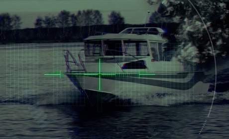 Український дрон знищив російський катер типу «Тунець» біля берегів Криму