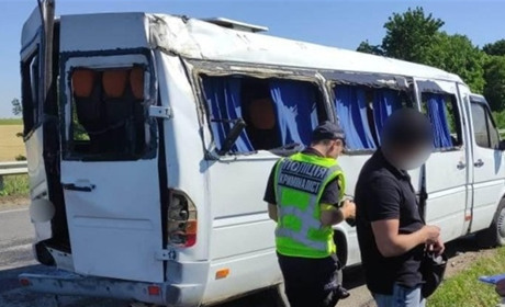 На Одещині судитимуть водія маршрутки, який через її несправність скоїв ДТП, травмувались пасажири