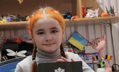 Глухівчанка перемогла у всеукраїнському конкурсі «Мова серця» з класичною витинанкою