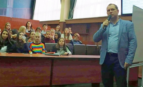 У Херсоні студенти вчилися протистояти гібридній війні