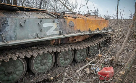 Під Кринками вже кладовище російської техніки