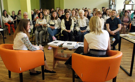 Представлення книги Віри Чипурко «Чорноцвіт» у Червонограді відбулося з аншлагом