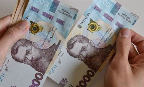 Інтернет-шахраї ошукали двох людей зі Сватового на понад 58 тисяч гривень: подробиці