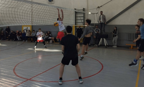 У Ялтушкові відбувся волейбольний турнір між трьома школами громади