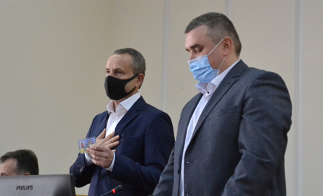 Історичний момент в Херсоні: перша сесія новообраного мера і депутатів. Розповідаємо, що було