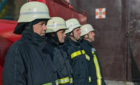 Поповнення серед місцевих пожежних команд Нікопольщини: ще один підрозділ відкрили в Томаківці